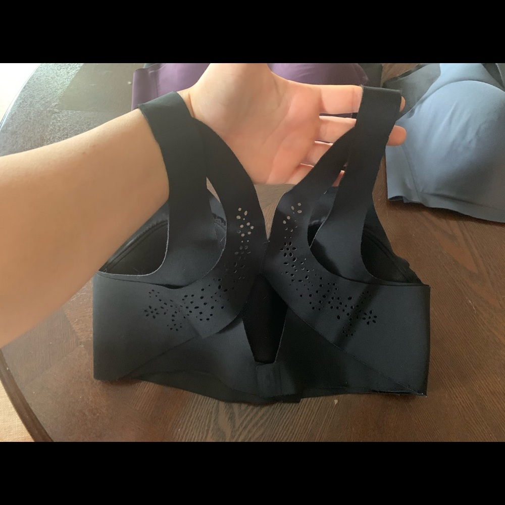 Victoria’s Secret Angel Max Sports Bra